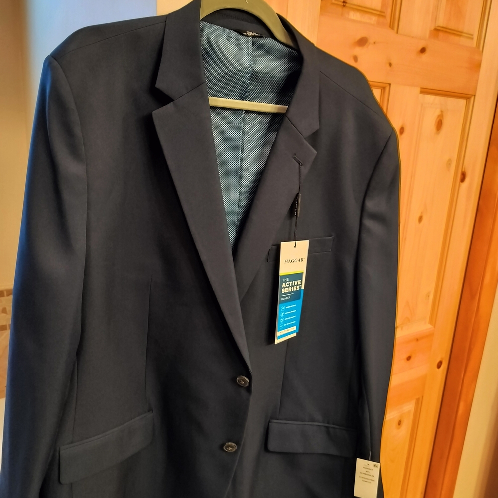 Haggar Men's Navy Blazer